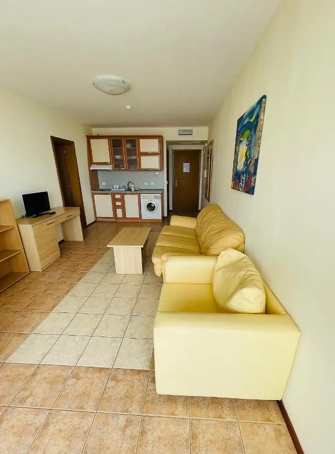 Kaya Apartments Slăntjev Brjag 0*,